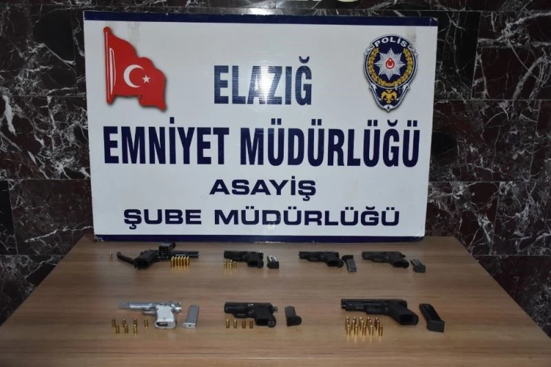 Elazığ’da şok uygulamalarla yakalanan 20 şüpheli tutuklandı

