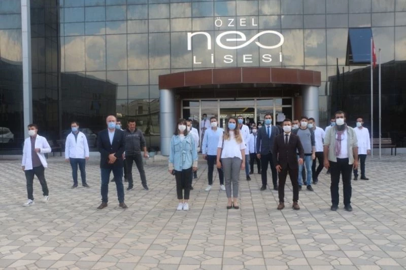 NEO Okulları, geleceğin mesleklerini öğretiyor
