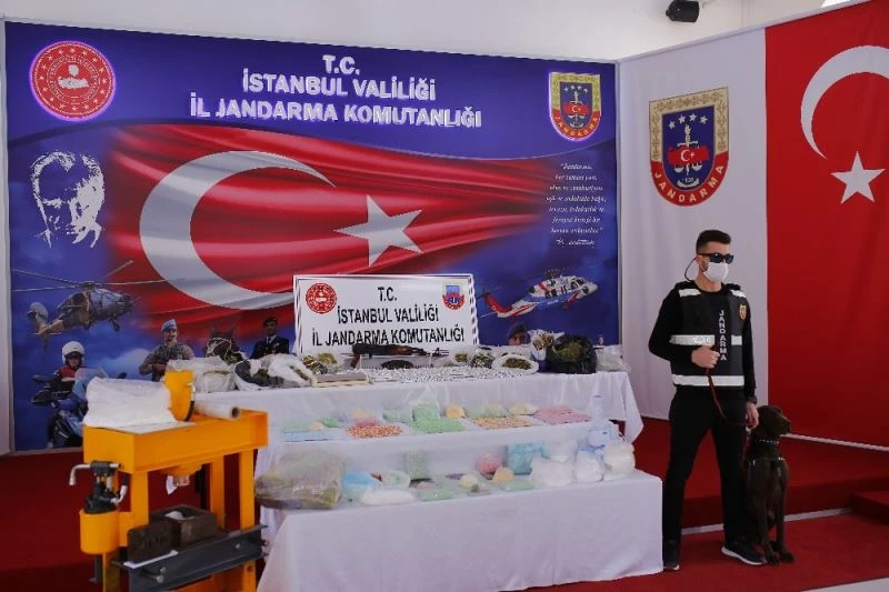 “King” lakaplı organize uyuşturucu çetesi çökertildi
