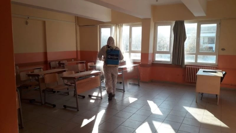 Başkan Çerçioğlu, “Maskeyi takın, rahat nefes alın”
