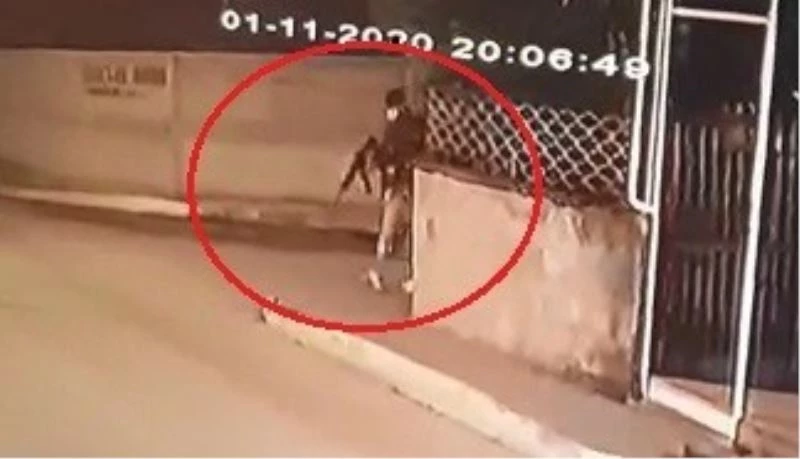 Kocaeli’de 2 kişi galeriyi böyle kurşunladı
