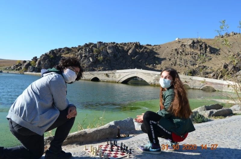 Tarihi mekanlarda satranç turnuvası
