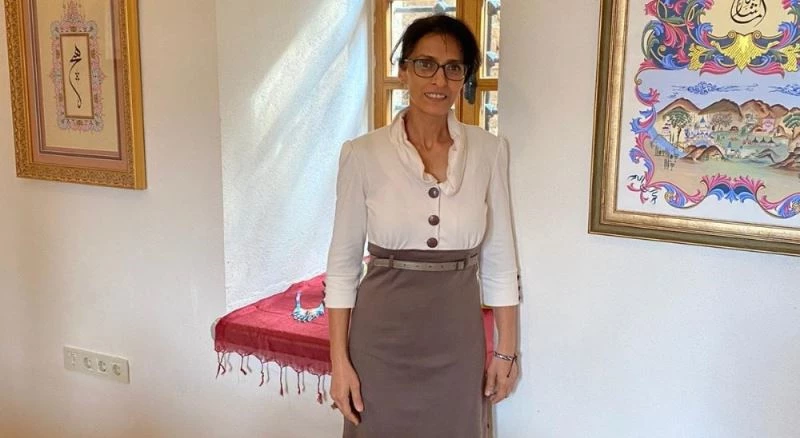 Üniversiteden 51 yaşında birincilikle mezun oldu
