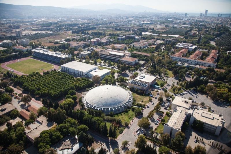 Egeli 15 akademisyen dünyanın en iyi bilim insanlarının sıralandığı listede yer aldı
