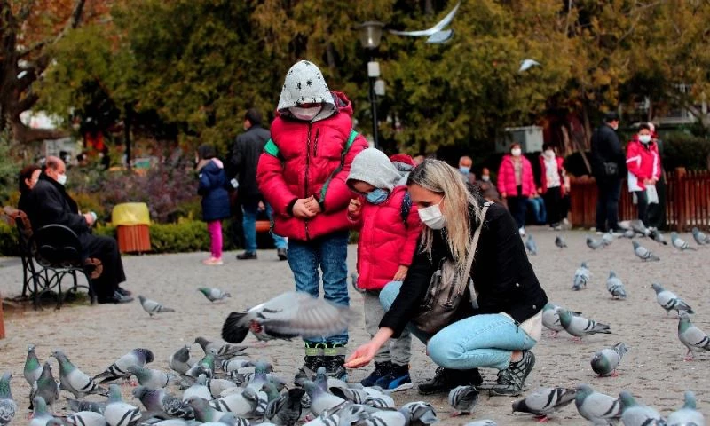 Başkent’in gözdesi Kuğulupark
