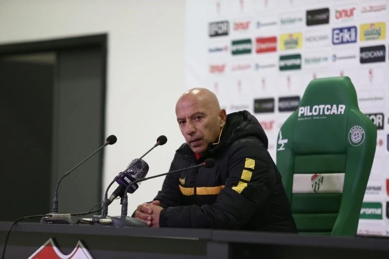 Adanaspor Teknik Sorumlusu Özü: “Hakemleri vicdanlı olmaya davet ediyorum”
