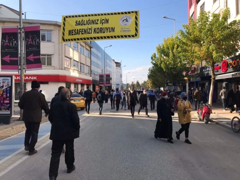 Düzce’de yasaklara uymayanlara ceza yağdı

