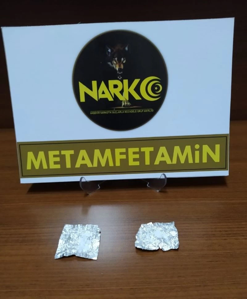 Otobüsten iner inmez uyuşturucu ile yakalandı
