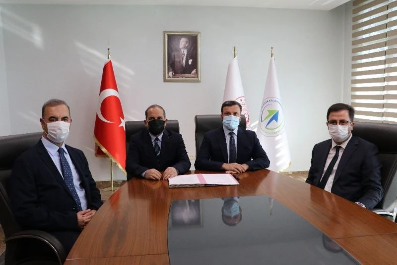 “Bilim ve Teknoloji Tabanlı Gelişim Projesi”nde imzalar atıldı

