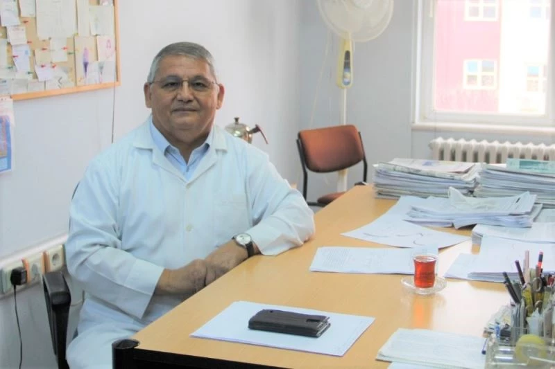 ADÜ Fen Edebiyat Fakültesi Kimya Bölümü Öğretim Üyesi Prof.Dr. Yüksel Şahin sahte alkole karşı uyardı
