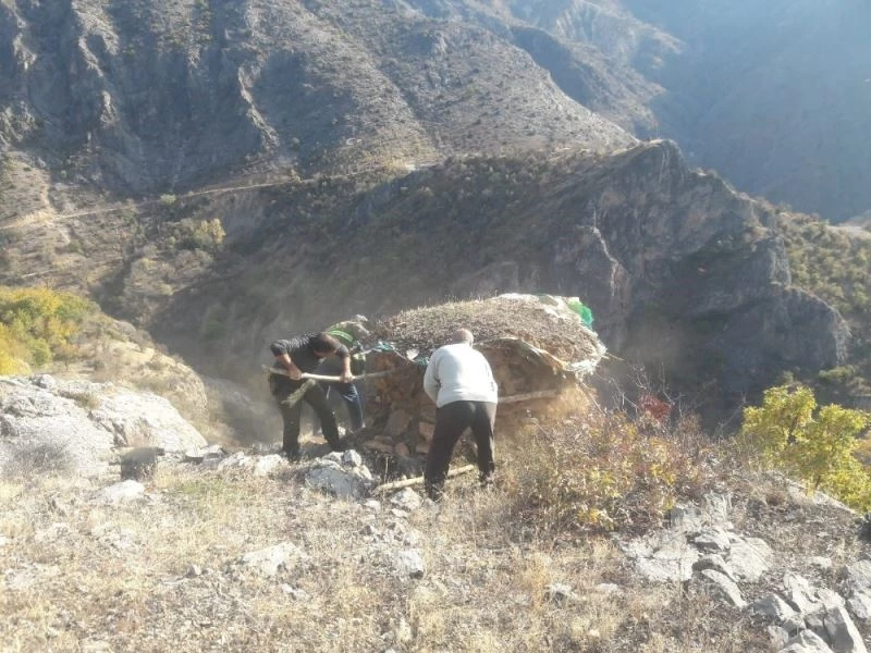 Tunceli’de kaçak avcıların kurduğu 41 adet güme imha edildi
