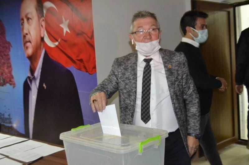 AK Parti Bilecik İl Başkan adayının belirlenmesi için temayül yoklaması başladı
