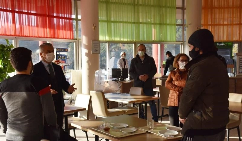 Yabancı uyruklu öğrenciler en iyi şekilde ağırlanıyor
