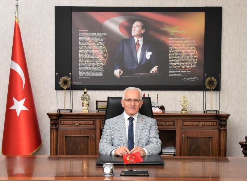 Mahmut Oğuz; “Çocuklarımız, iyi bir insan ve iyi bir vatandaş olmayı sizden öğrenmektedir”
