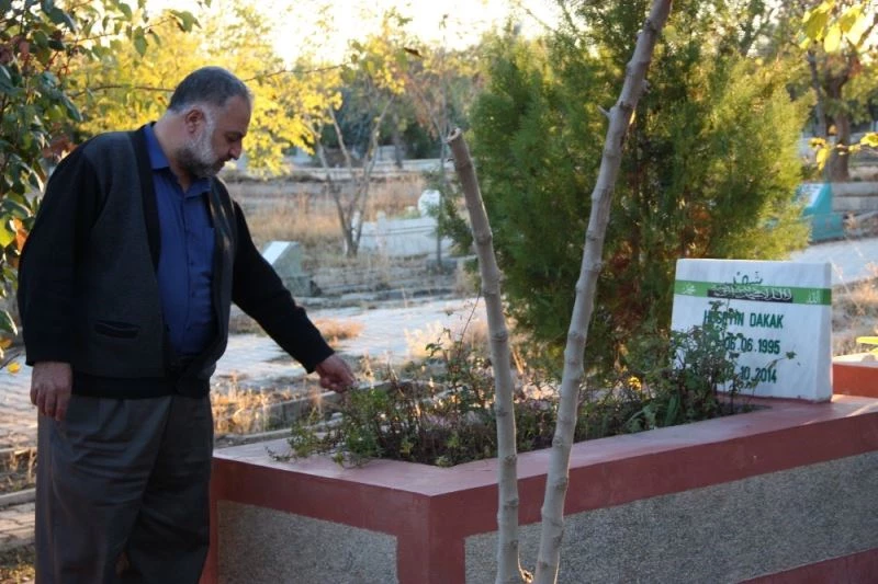 Diyarbakır’da Bülent Arınç’a tepkiler dinmiyor
