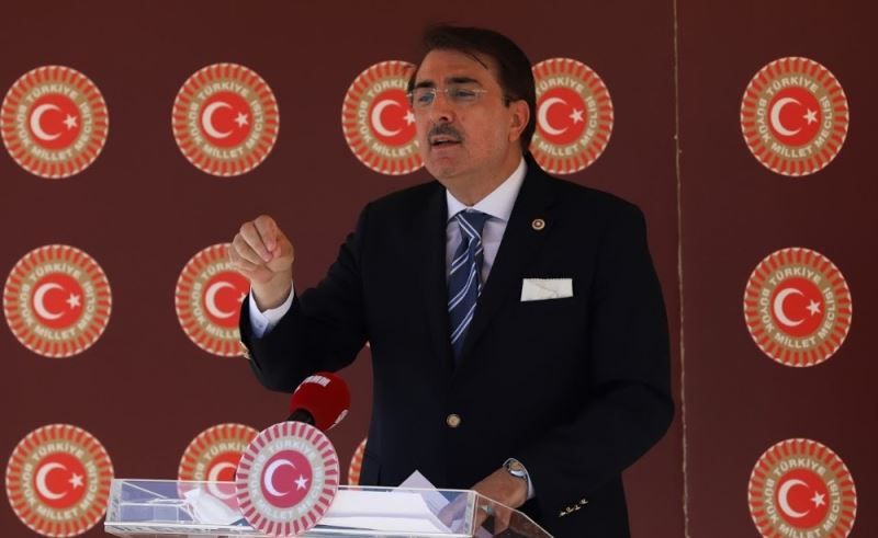 Aydemir: ‘Öğretmenlerimiz ruh mimarlarımızdır’
