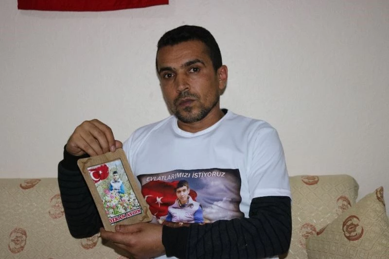 Evlat nöbetindeki aileler Arınç’ın istifasını değerlendirdi
