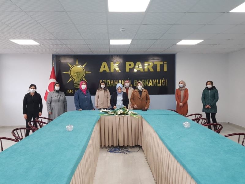 Ardahan AK Parti Kadın Kolları’ndan ‘kadına şiddet’ açıklaması
