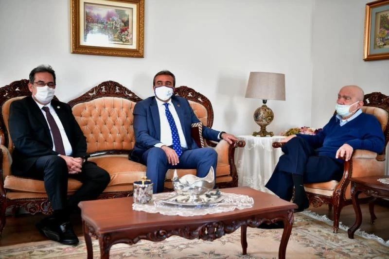 Başkan Çetin’den öğretmenine vefa
