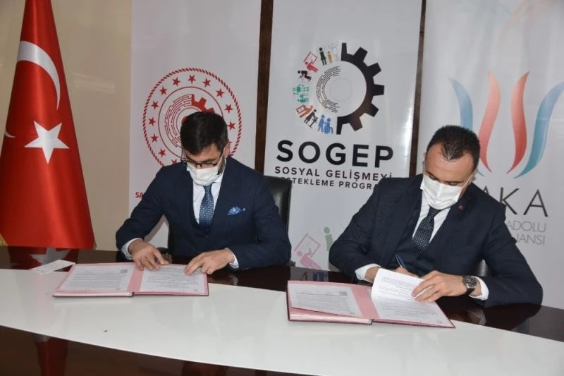 Bitlis Belediyesi ve DAKA’dan yerli tohum ve yöresel ürün üretimine destek
