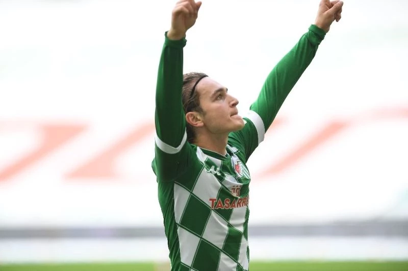 TFF 1.Lig’in golcüleri Ali Akman ve Marco Paixao karşı karşıya geliyor
