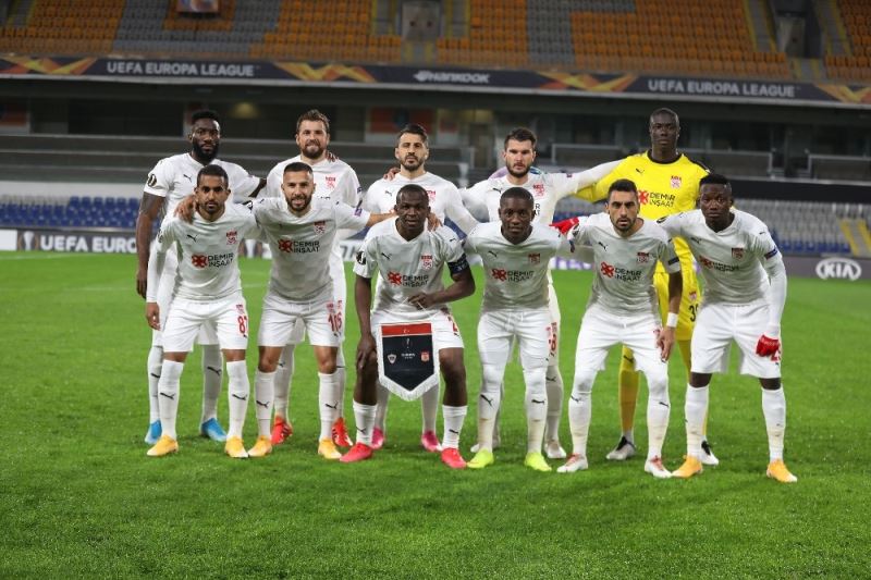 Süper Lig takımlarından Sivasspor’a tebrik
