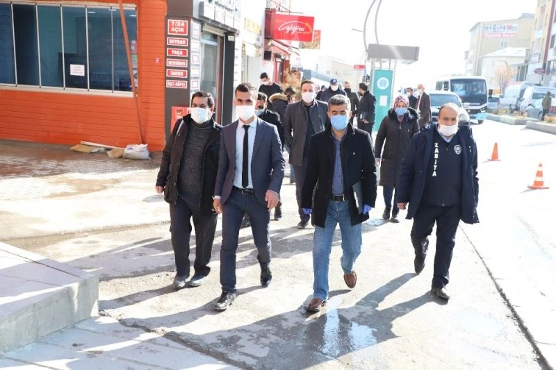 Karantina kapsamındaki evler denetlendi
