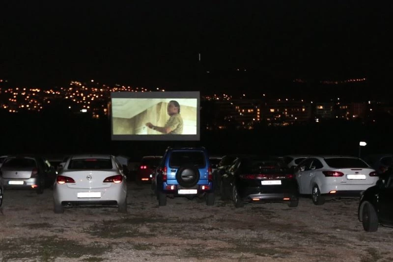 Arabalı Sinema ‘Nasipse Adayız’ ile final yaptı
