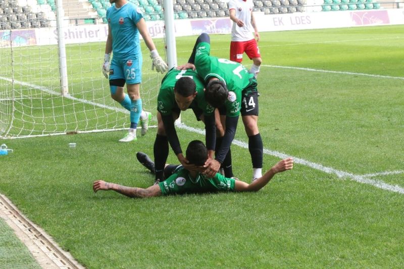 2. Lig: Kocaelispor: 3 - Kahramanmaraşspor: 0
