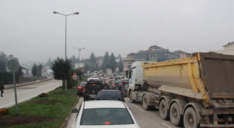 Asfalt çalışması güzergah değişikliğine neden oldu
