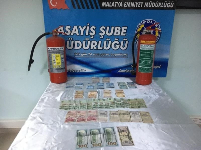 Yangın tüpünü değiştirmek bahanesiyle dolandırıcılık
