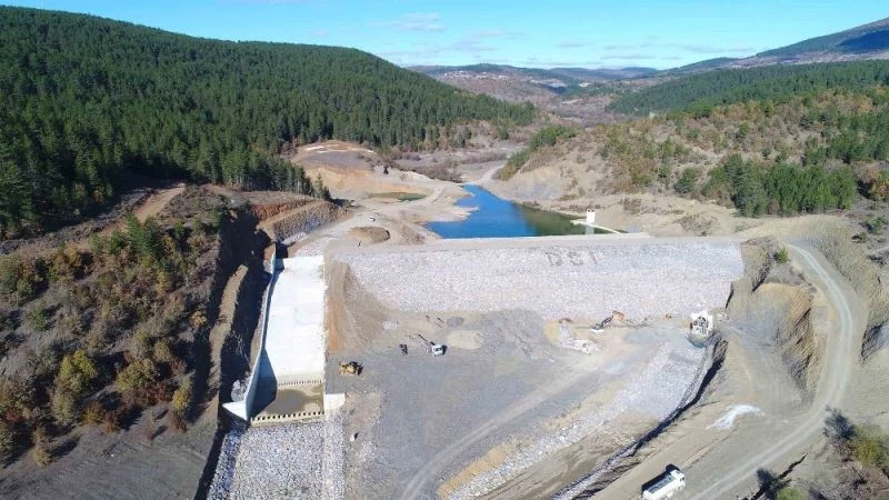 Su tutmaya başlayan Gökgöz göleti 760 dekar arazi sulanacak
