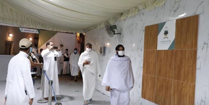 Yurt dışından gelen ilk umre kafilesi Mescid-i Haram’a geçti
