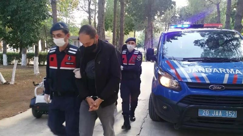 Denizli ve Bolu’da yakalanan suç çetesinden 2 kişi tutuklandı
