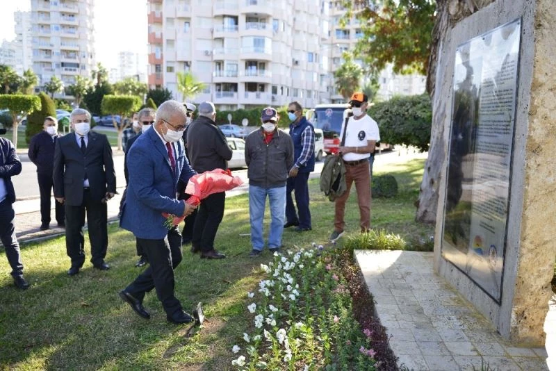 Yüzbaşı Aker için anma programı
