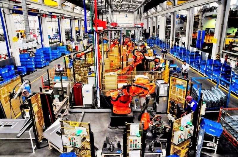 Profil A.Ş yeni binasına taşındı
