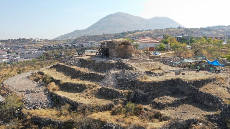 Büyükşehir, Selçuklu mirası Kızıl Köşk’ü restorasyona hazır hale getirdi
