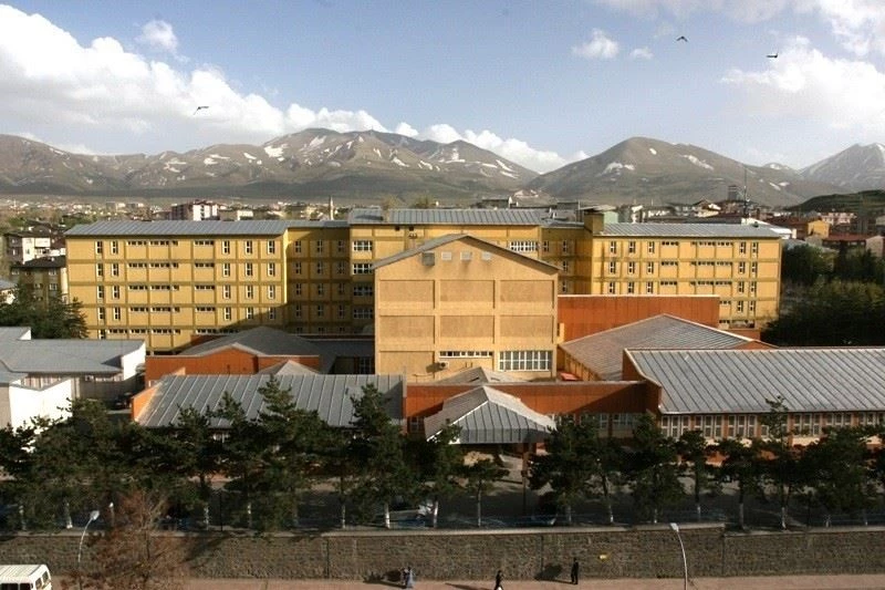 Palandöken Hastanesi diş polikliniği açılsın
