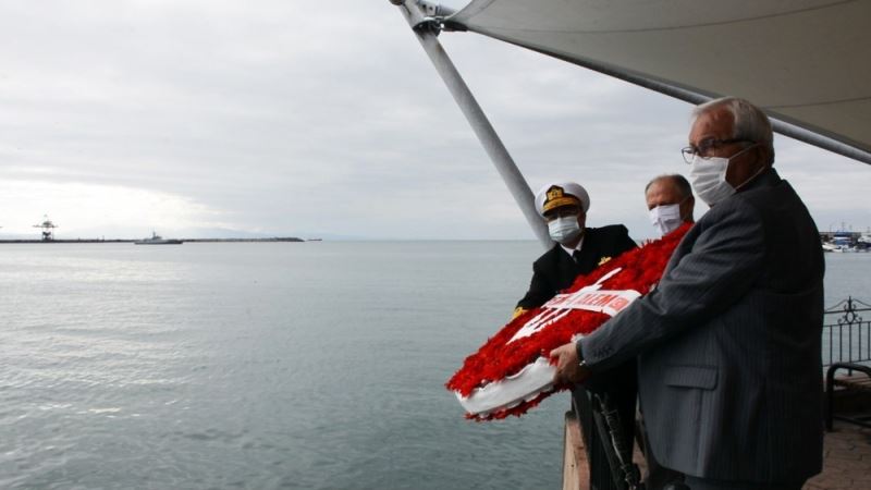 221 Deniz şehidi düzenlenen törenle anıldı
