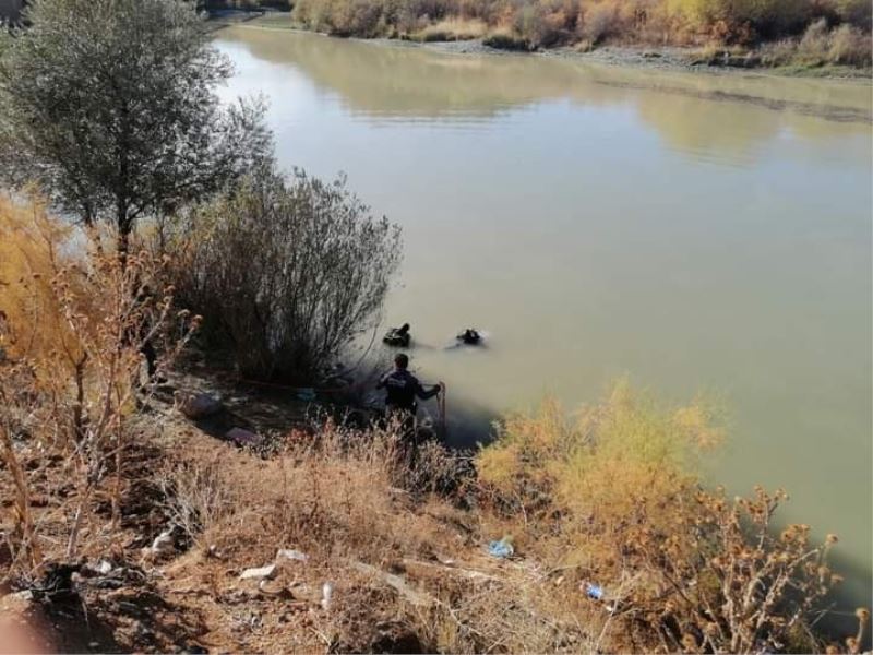Bingöl’de nehirde kaybolan gencin cansız bedenine ulaşıldı
