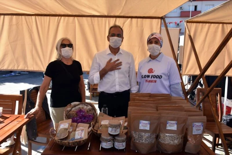 Ayhan Sicimoğlu, Tarsus Yeryüzü Pazarı’nı ziyaret etti
