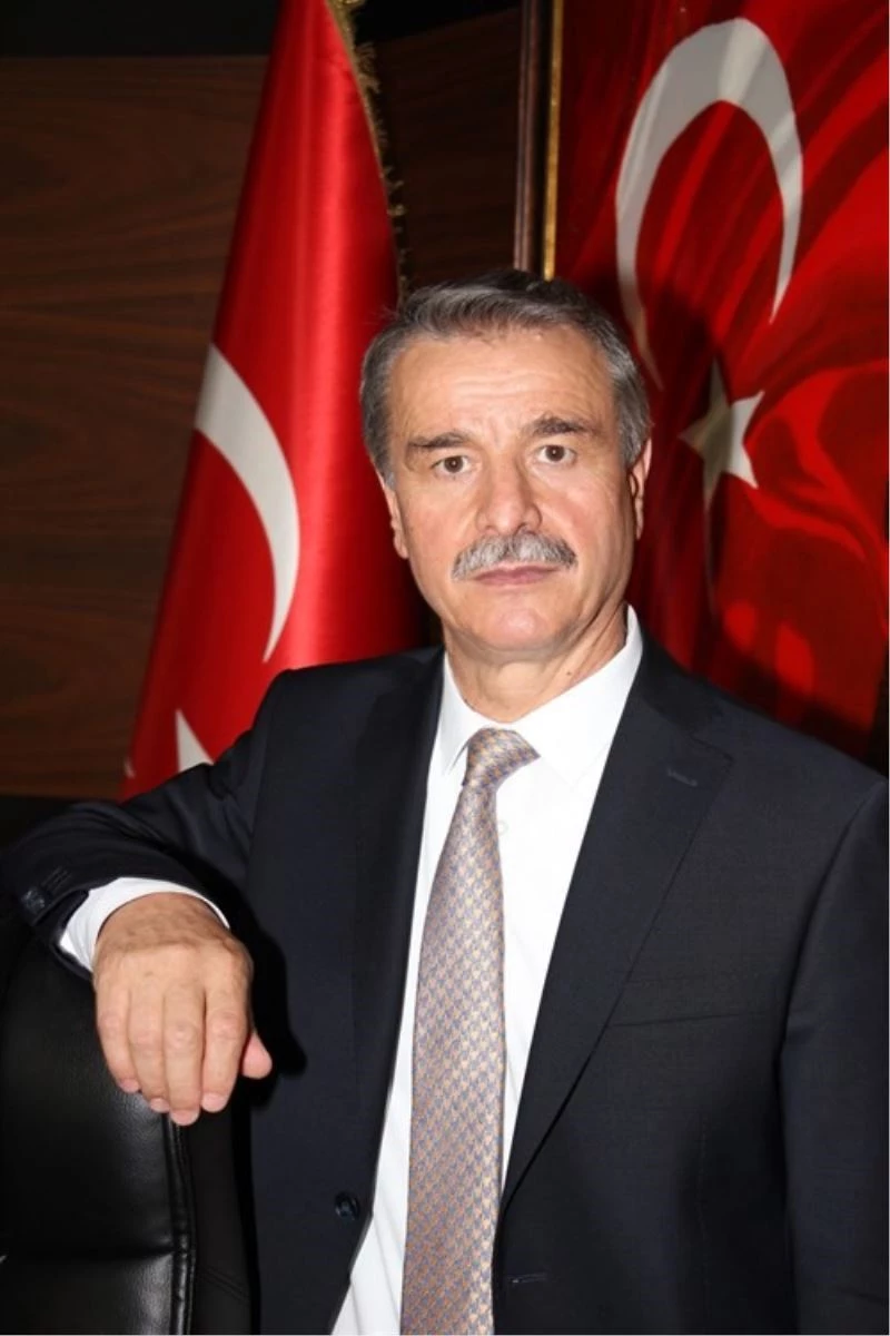 Elmacı: “Atatürk, büyük bir devlet adamıdır”
