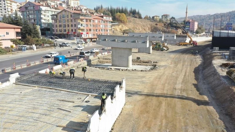Başkent’in trafik yoğunluğunu azaltmak için çalışmalar devam ediyor
