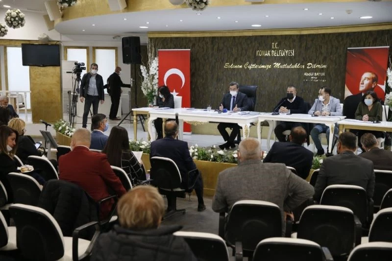 Batur’dan yılın son meclisinde kentsel dönüşüm ve birliktelik mesajı
