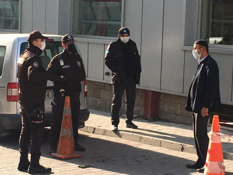 Karantina süresinin bitmesine 1 gün kala PTT’de yakalandı
