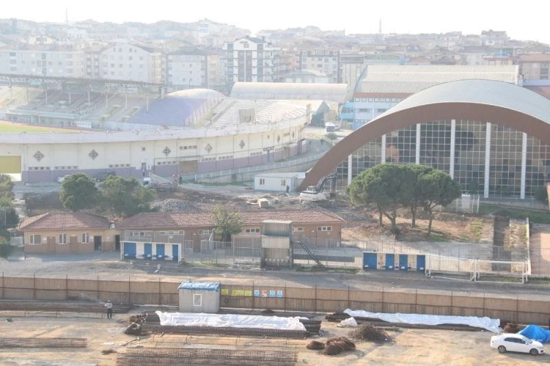 Gebze’de yeni futbol sahasının inşasına başlandı
