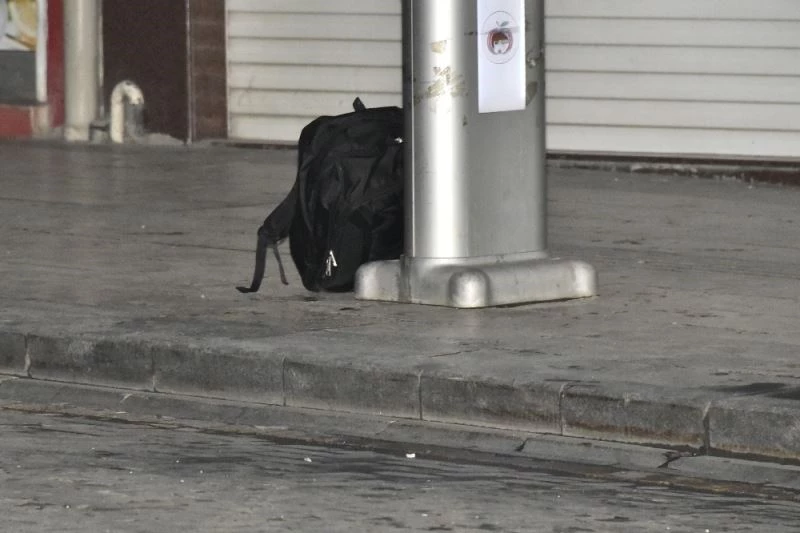 Gümüşhane’de şüpheli çantadan elbise çıktı
