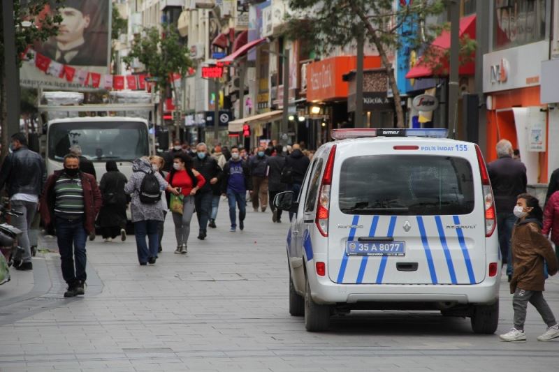 İzmir’de tedbirler arttı, yoğunluk azalmaya başladı
