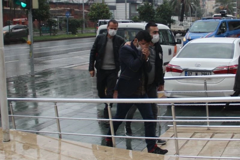 Özel düzenekle evinde kenevir yetiştiren şüpheli tutuklandı
