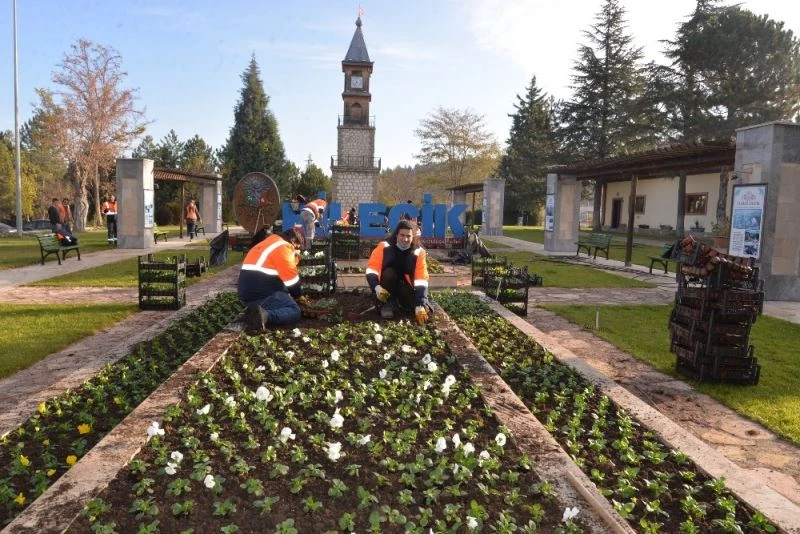 Peyzaj çalışmalarıyla Bilecik güzelleştiriyoruz
